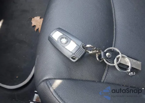 2013 BMW X1 xDrive28I from USA, damaged, VIN WBAVL1C57DVR86840